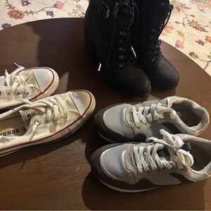 Converse White Athletic Shoes Classic Canvas Design